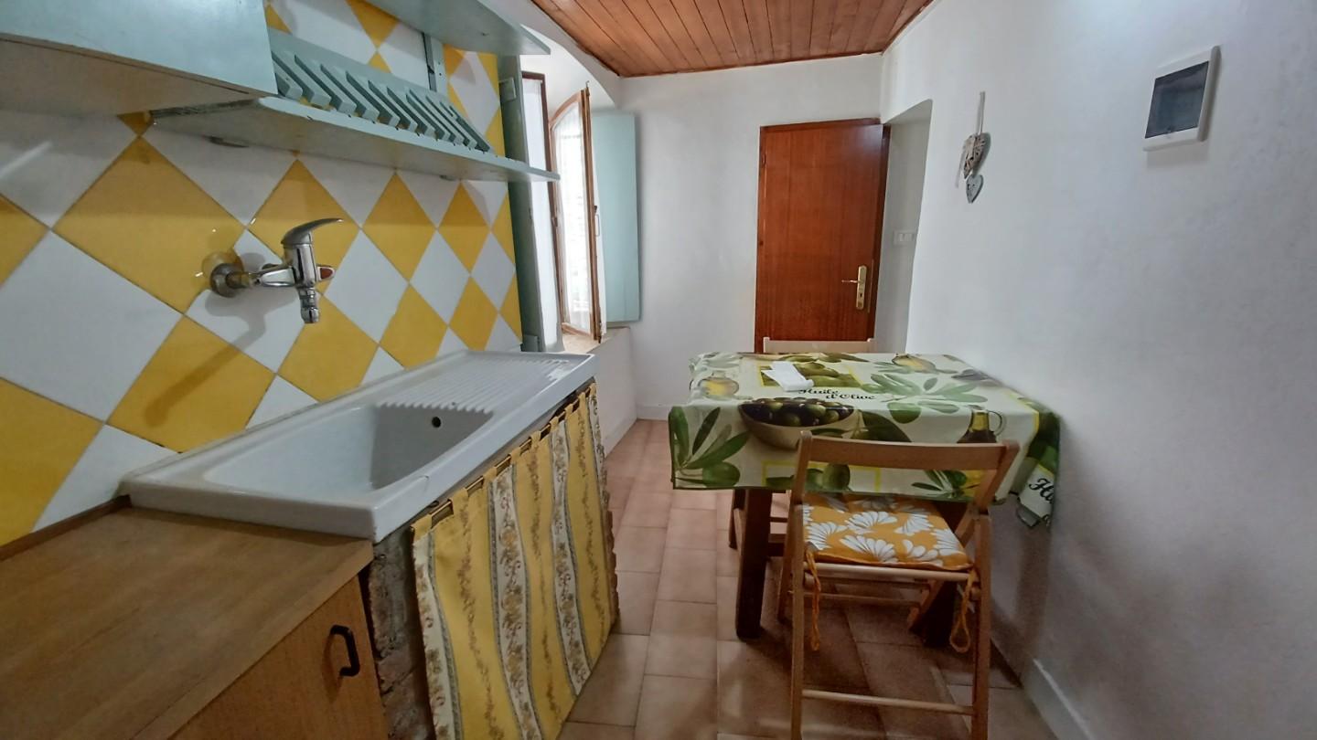 Bilocale arredato in affitto a Colle di Val d'Elsa