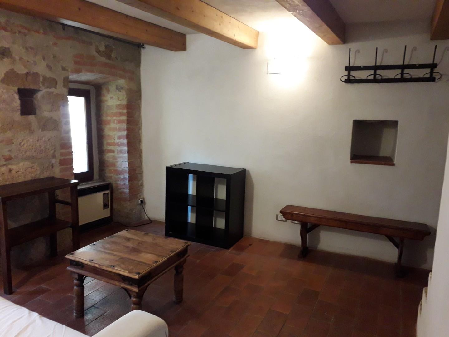 Quadrilocale arredato in affitto a Colle di Val d'Elsa