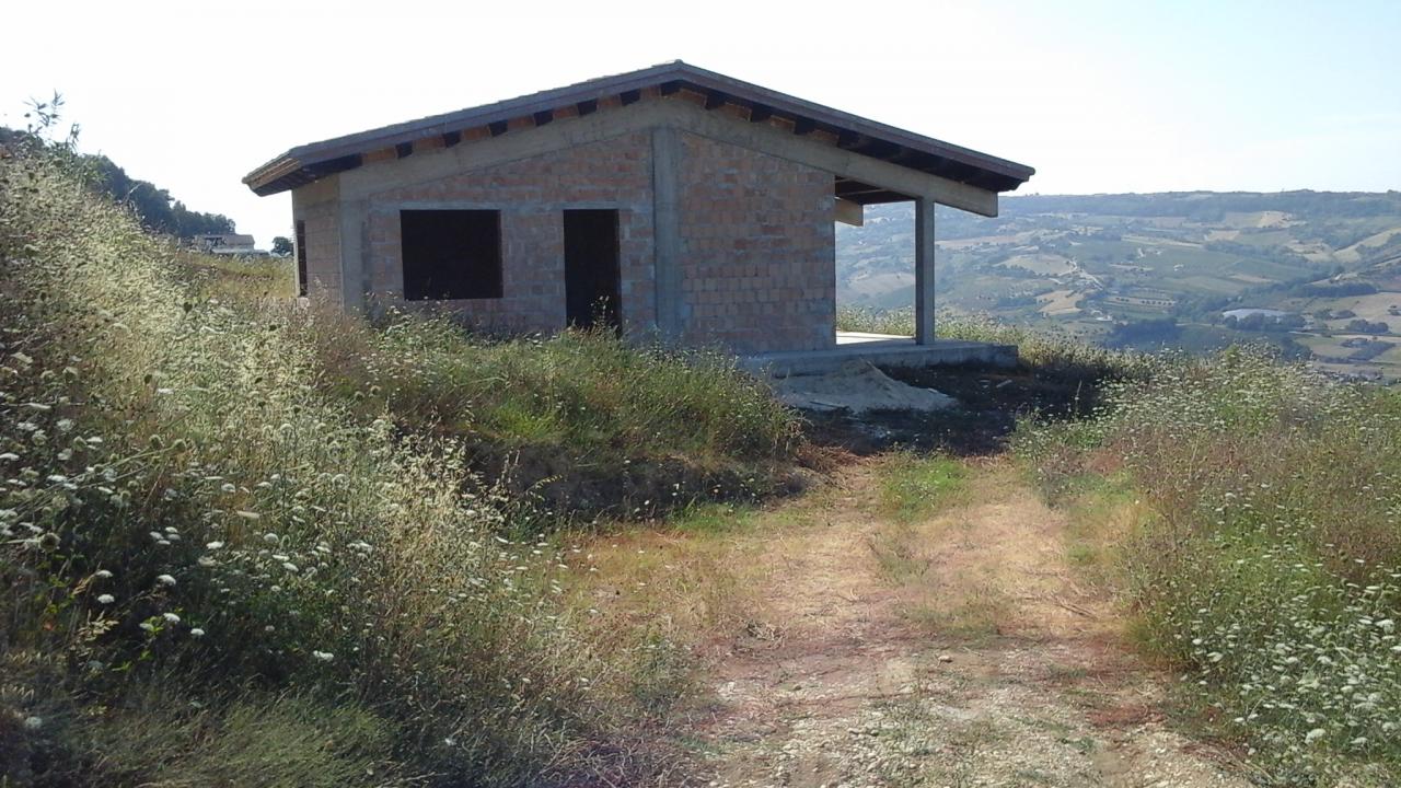 Rustico in vendita a Montefiore dell'Aso, Aso