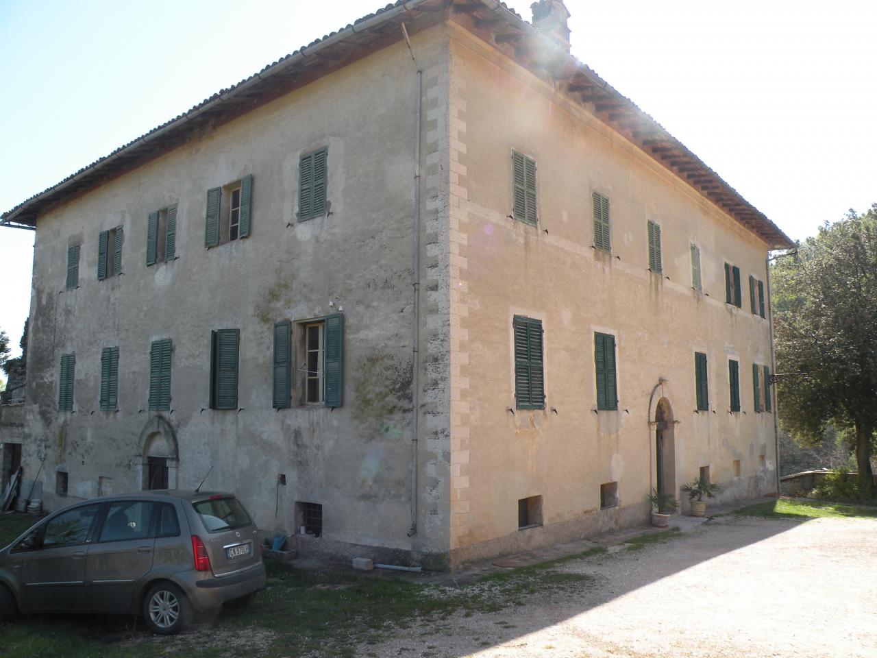 Dimora D\'Epoca in vendita a Serrapetrona