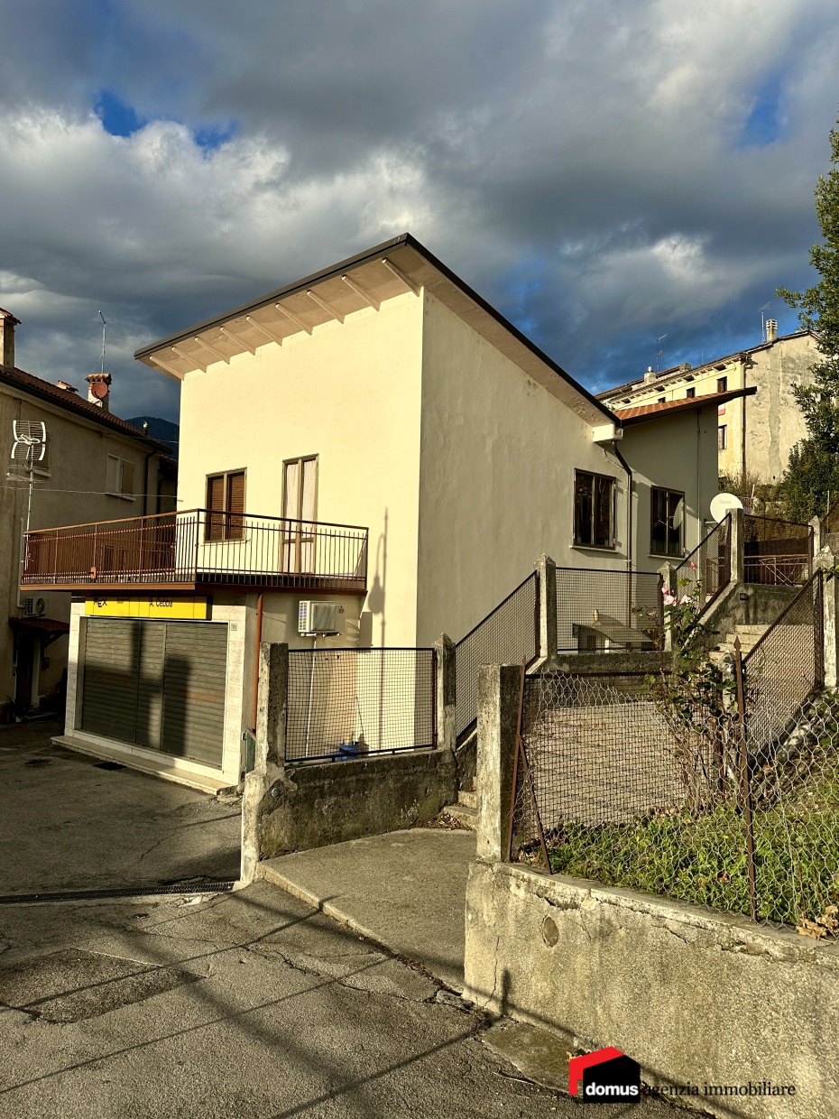 Villa in vendita a Lugo di Vicenza