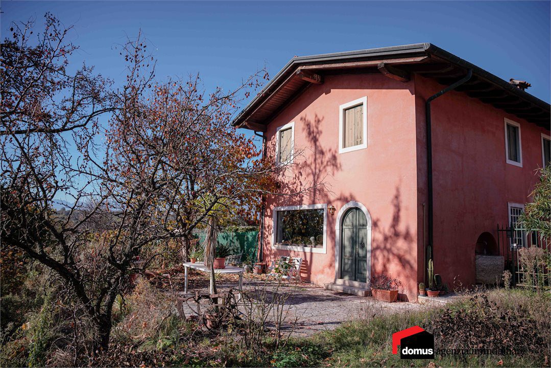 Rustico in vendita a Fara Vicentino