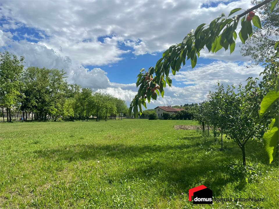 Terreno in vendita a Zugliano