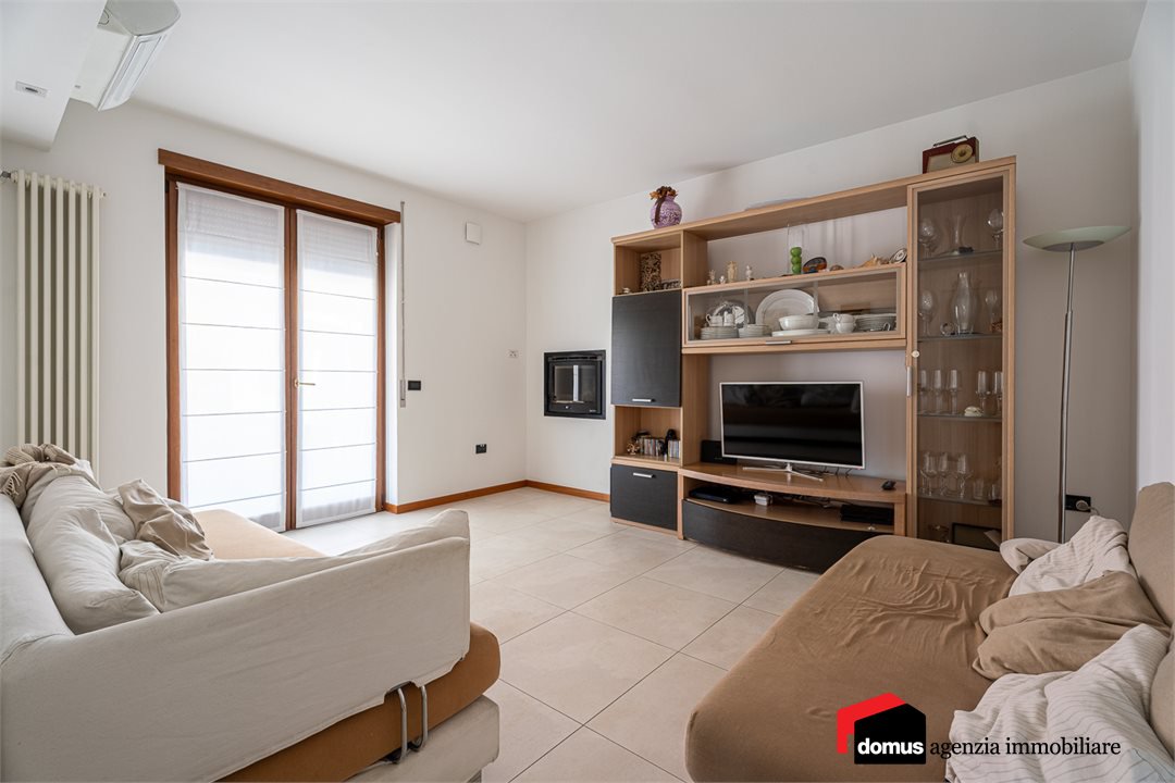 Casa indipendente in vendita a Zan�