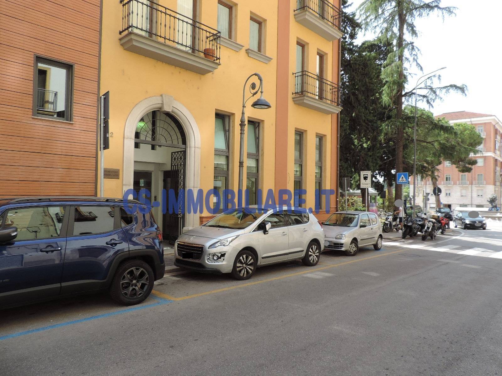 Studio/Ufficio in affitto a Potenza, Centro