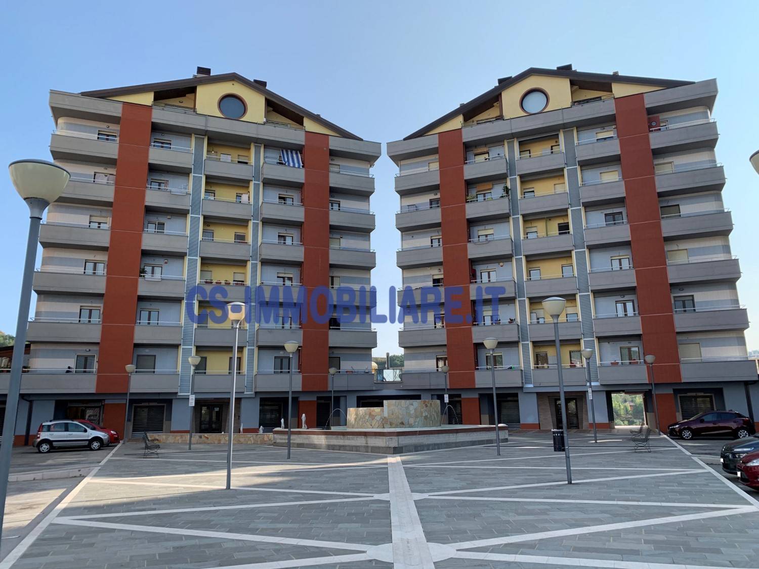 Locale commerciale in affitto a Potenza, Macchia Romana Edilizia Privata