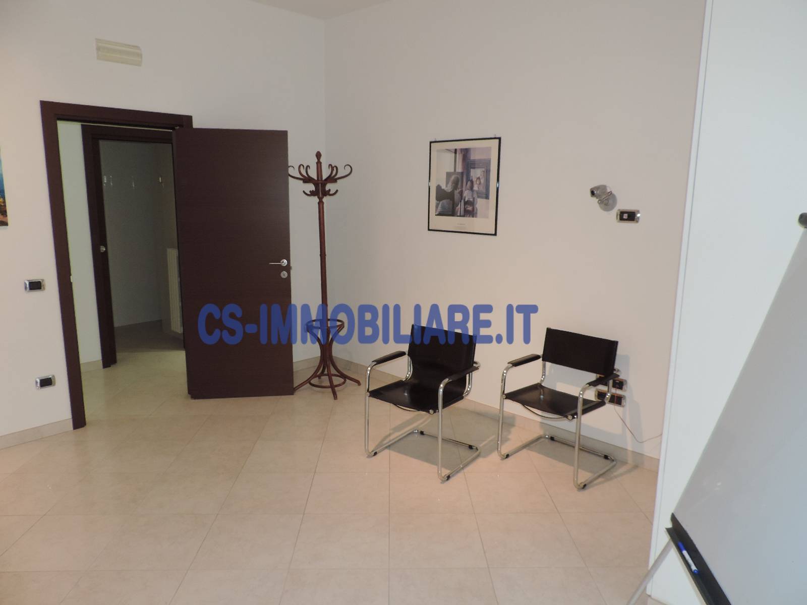 Studio/Ufficio in vendita a Potenza, Poggio Tre Galli