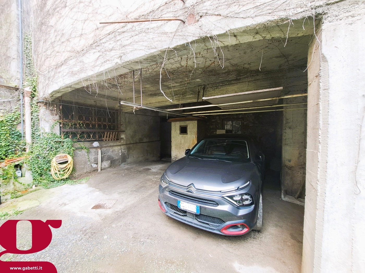 Stabile/Palazzo in vendita a Vallecrosia