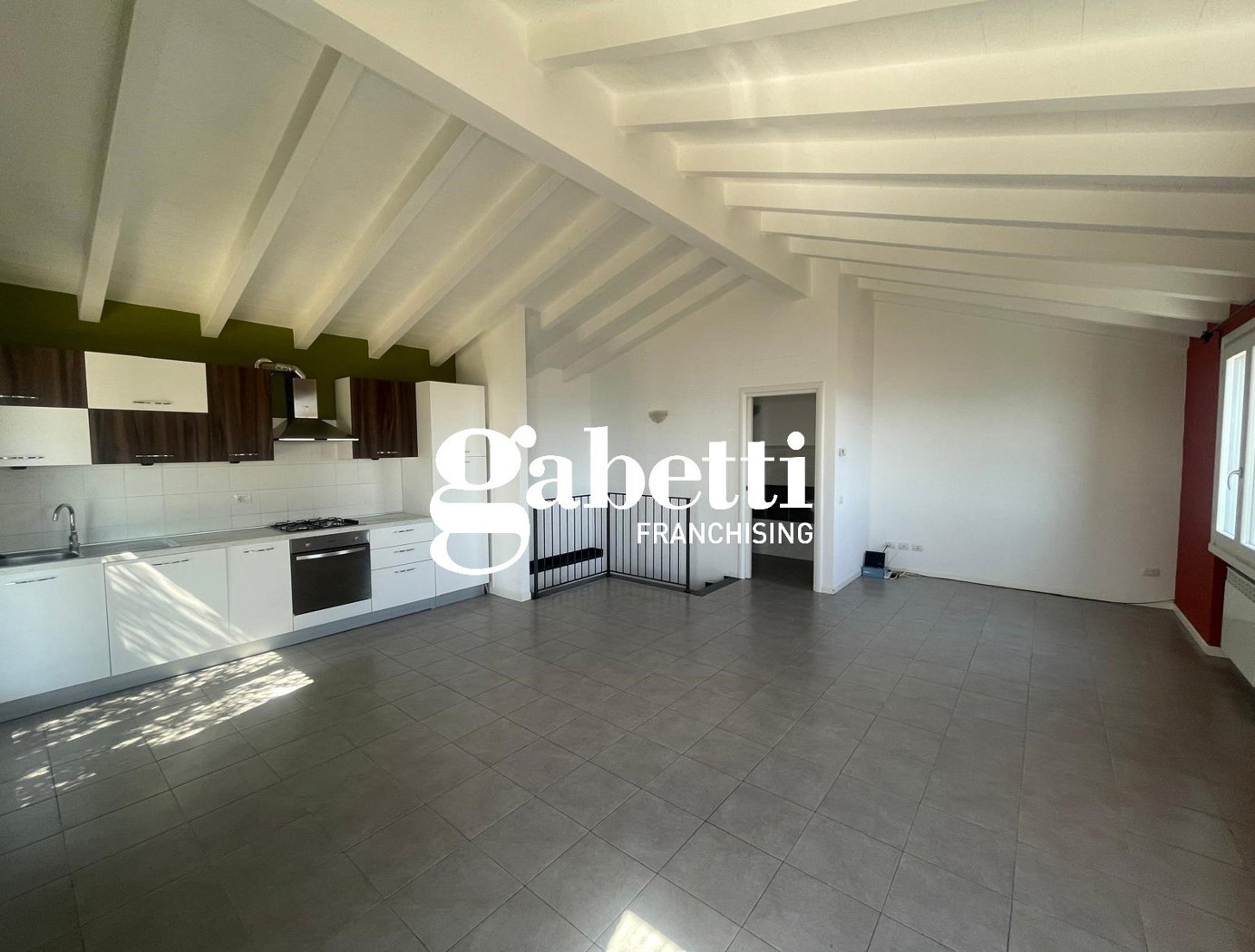 Villa con giardino a Imperia