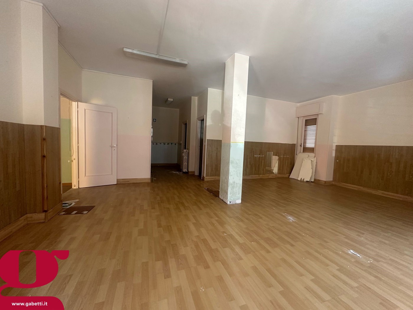 Magazzino in vendita a Imperia