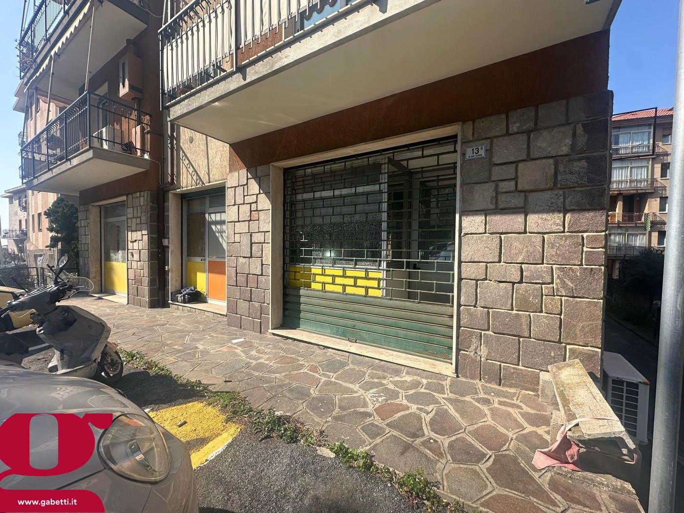 Magazzino in vendita a Imperia