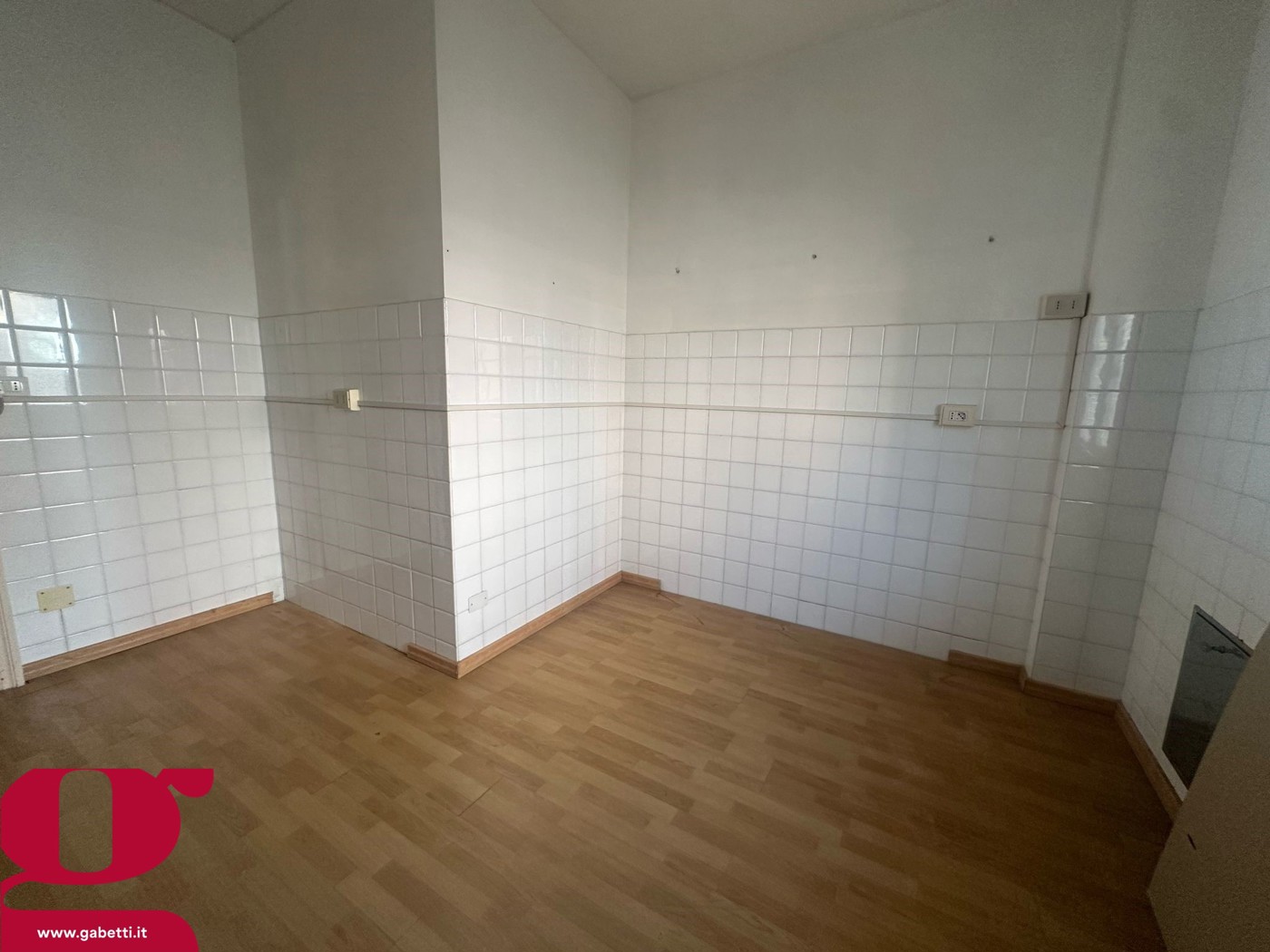 Magazzino in vendita a Imperia