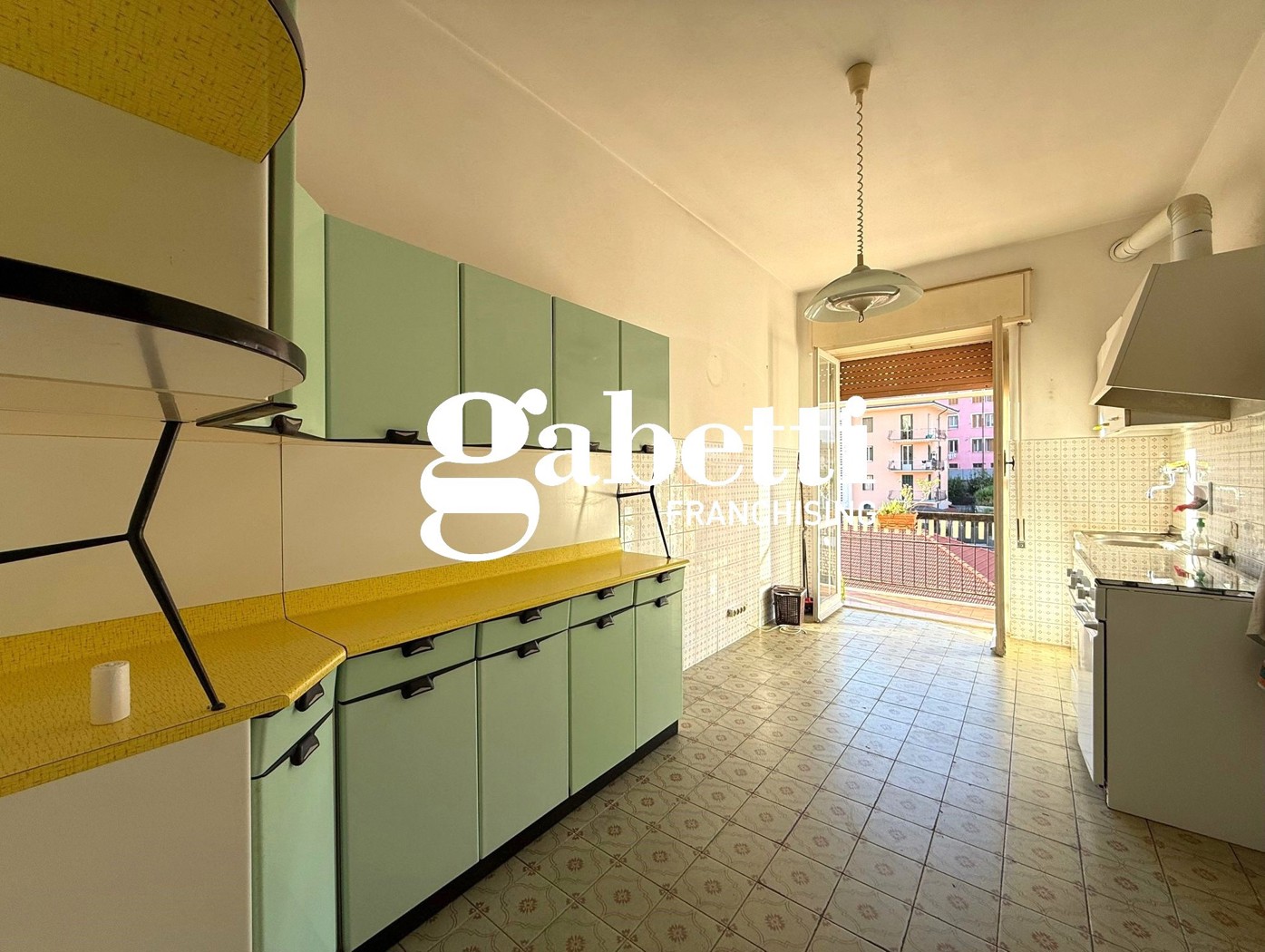 Appartamento in vendita a Imperia