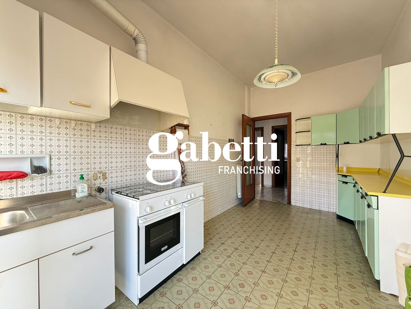 Appartamento in vendita a Imperia