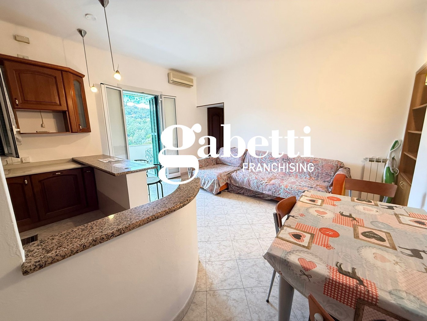 Trilocale in vendita a Imperia