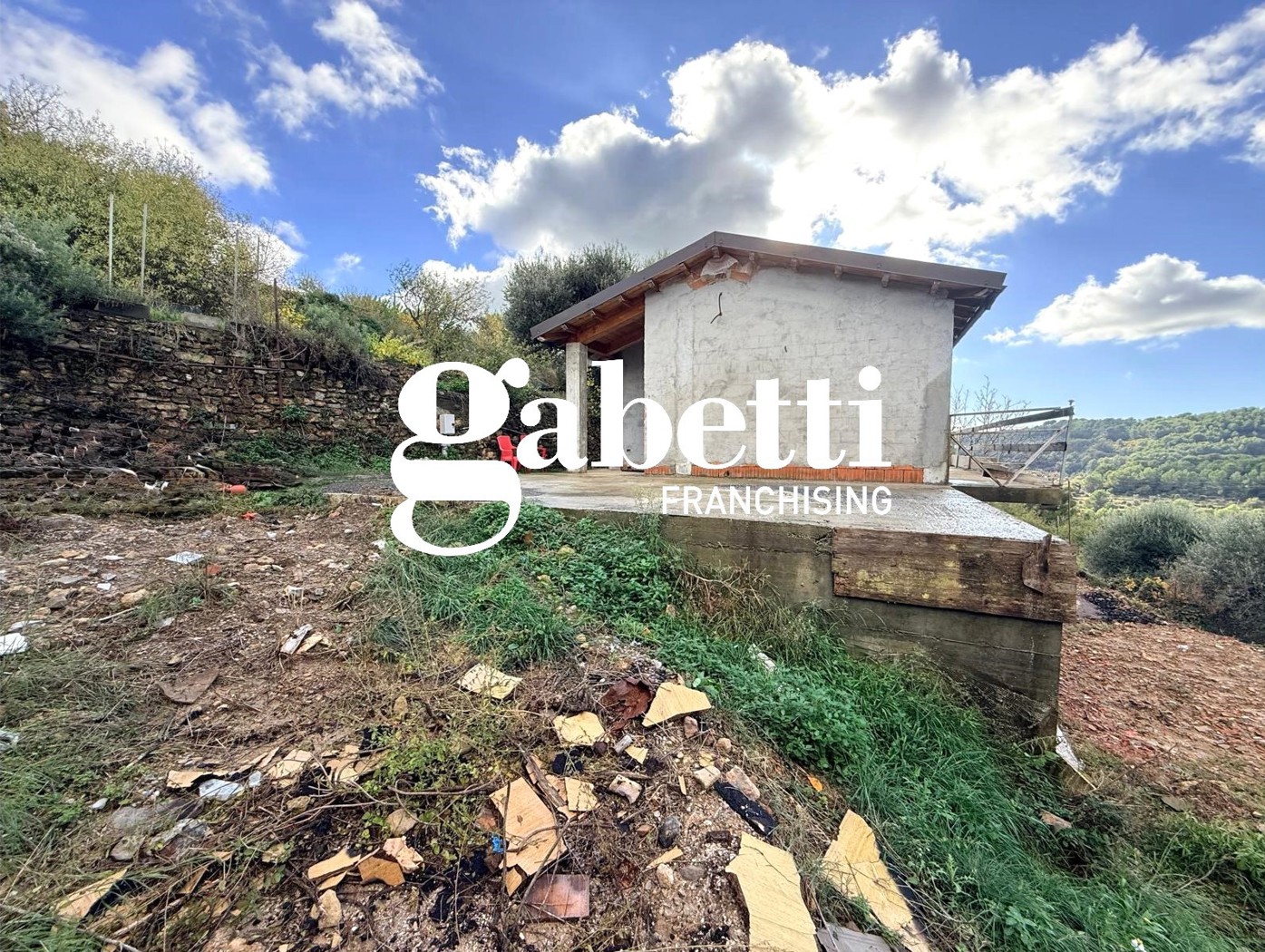 Villa con giardino a San Bartolomeo al Mare