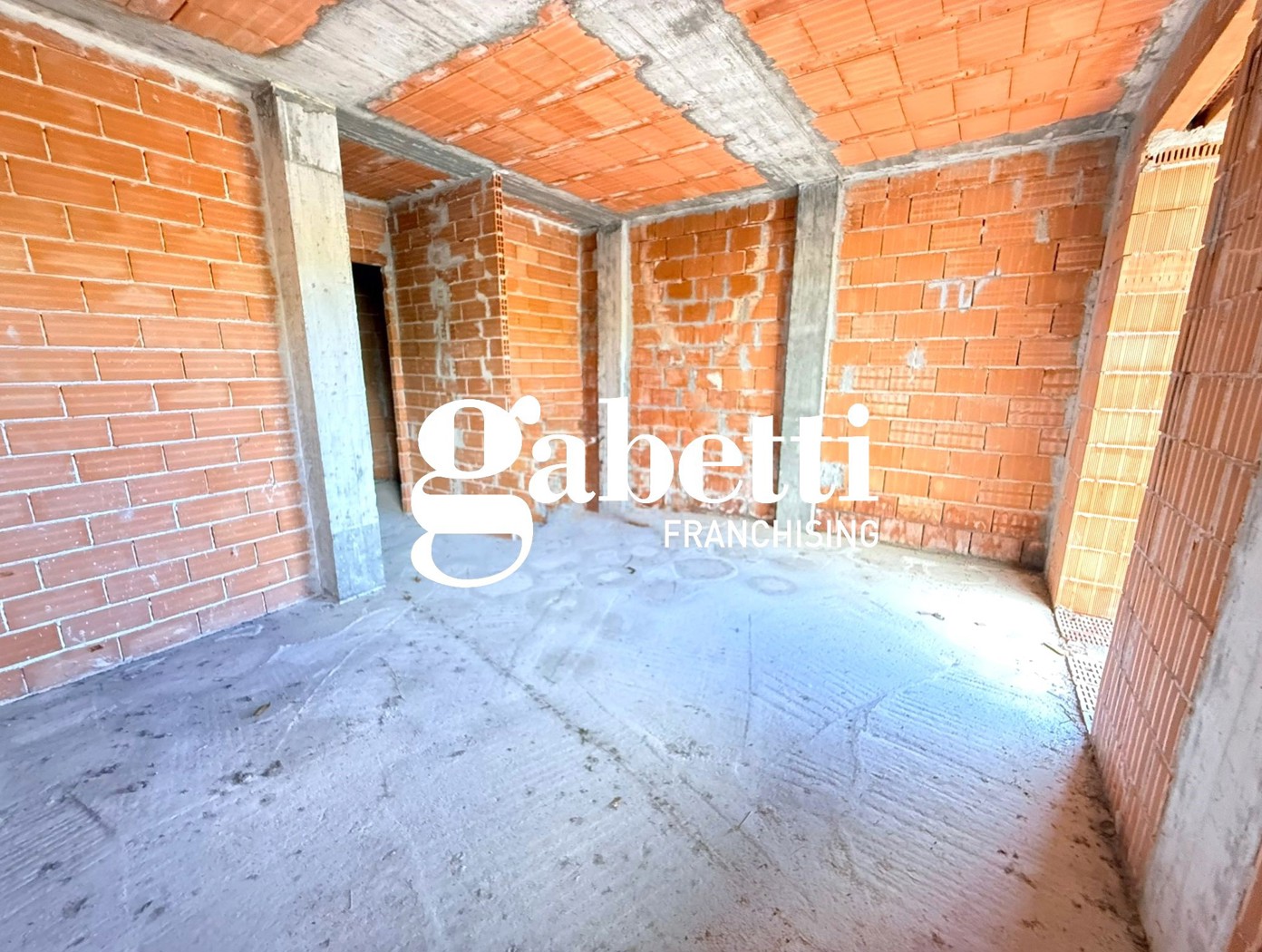 Villa con giardino a San Bartolomeo al Mare