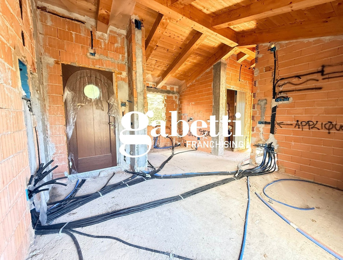 Villa con giardino a San Bartolomeo al Mare