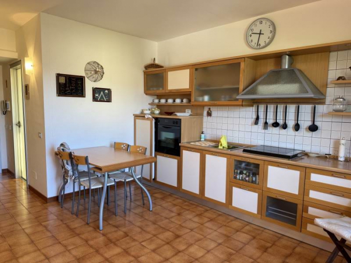 Bilocale con box doppio a Civezza