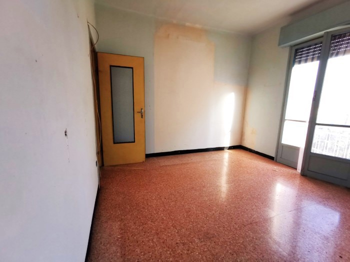 Appartamento da ristrutturare a Imperia