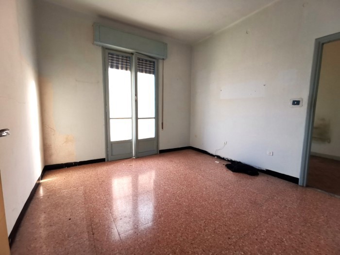Appartamento da ristrutturare a Imperia