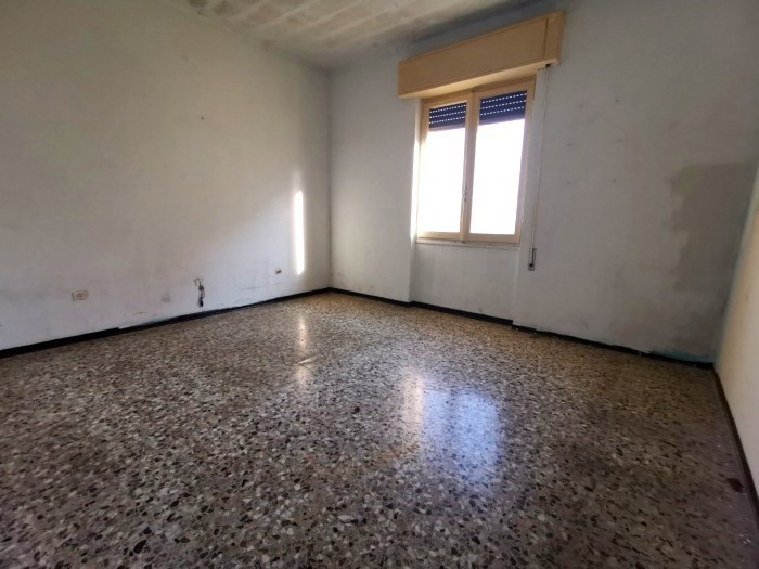 Appartamento da ristrutturare a Imperia