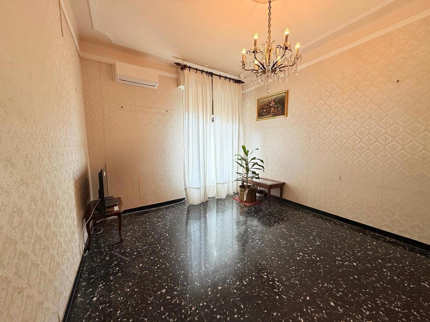 Quadrilocale in vendita a Imperia