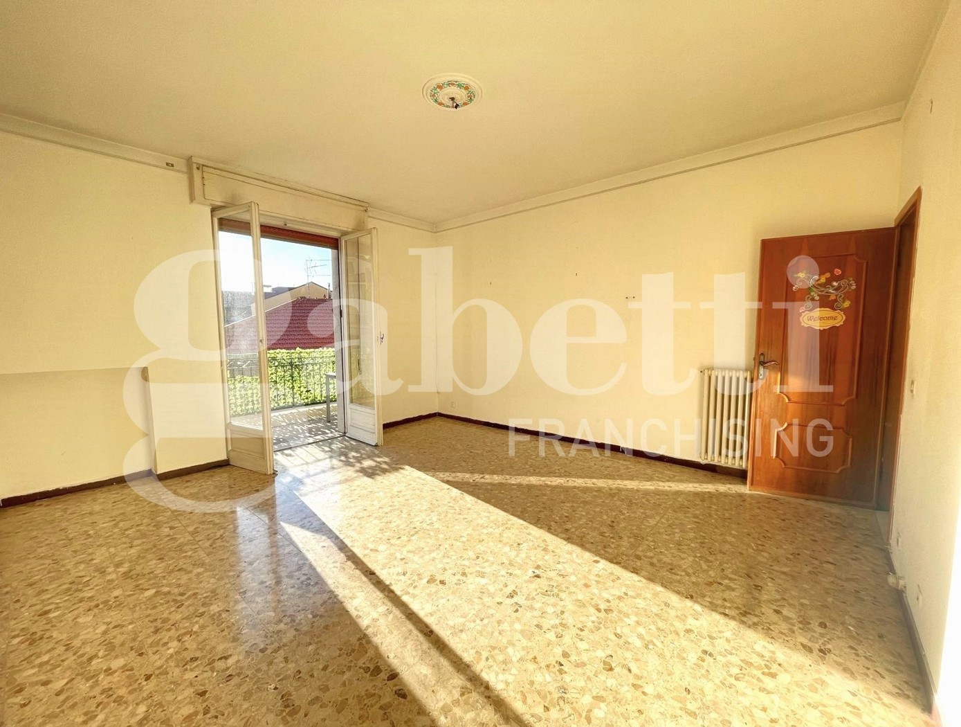 Appartamento da ristrutturare a Imperia