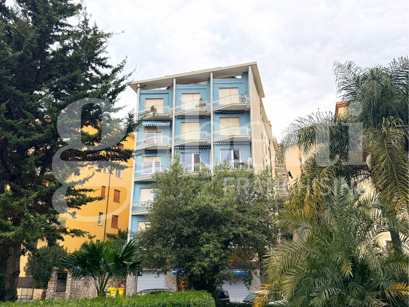 Trilocale vista mare a Imperia