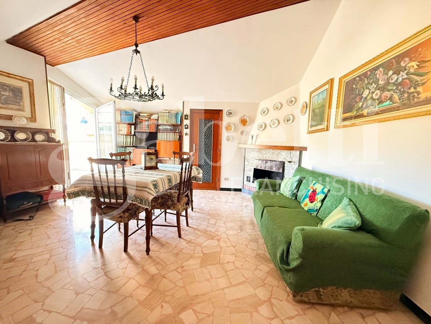 Trilocale vista mare a Imperia