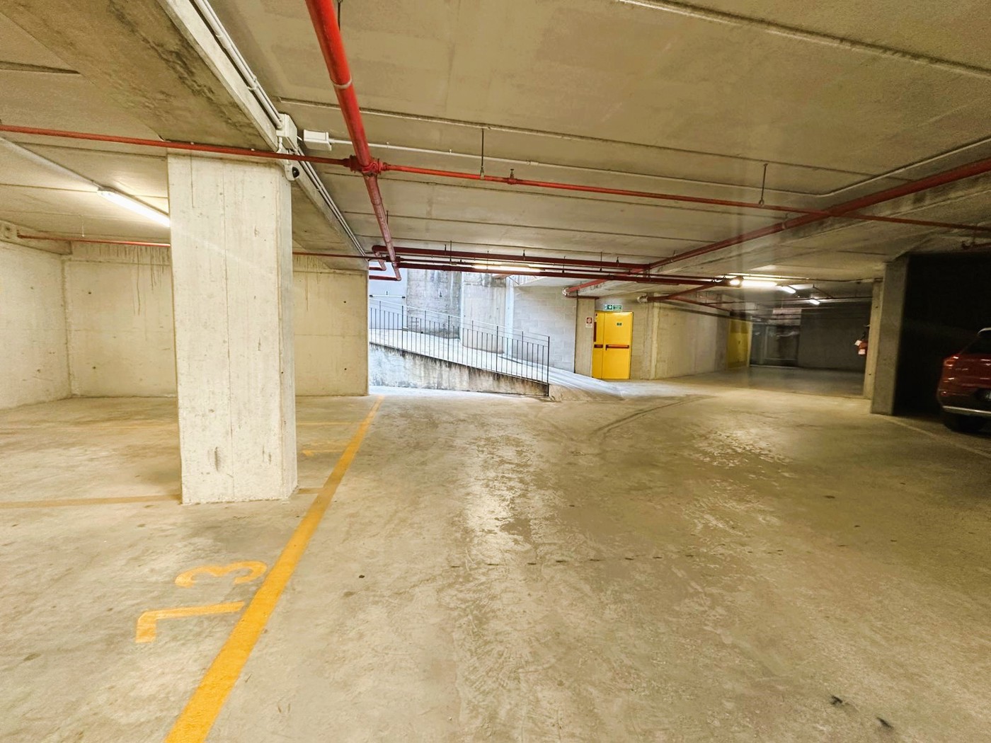 Box/Garage 45mq in vendita a Imperia