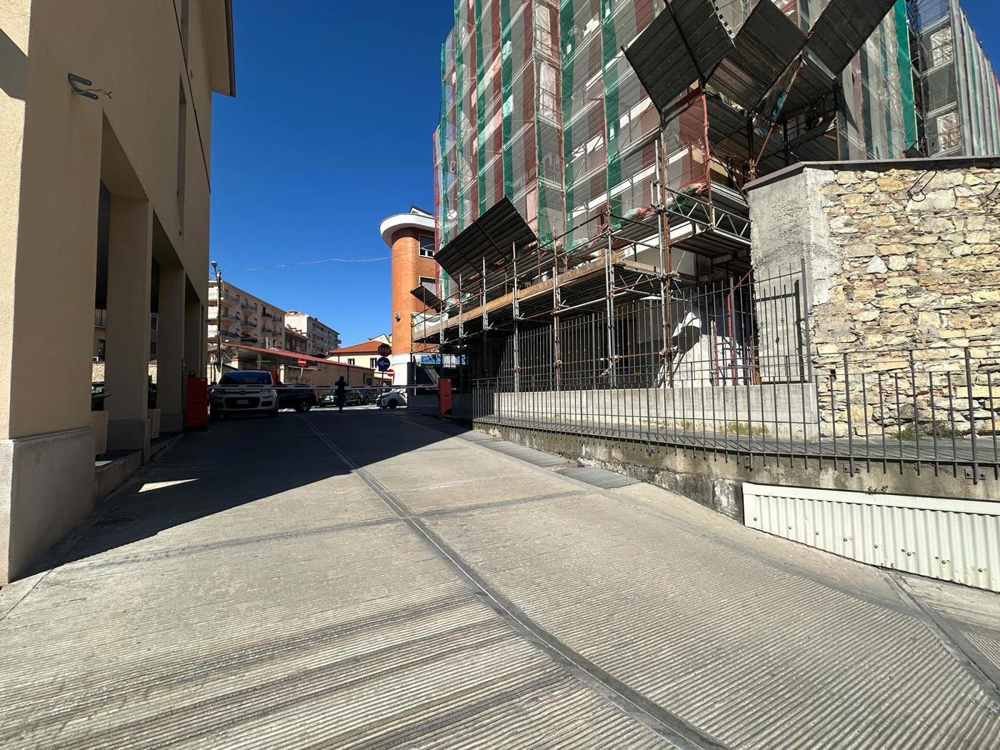 Box/Garage 20mq in vendita a Imperia