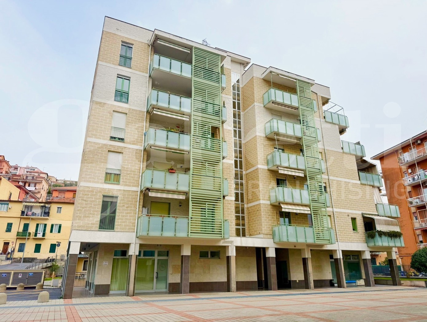 Quadrilocale in vendita a Imperia