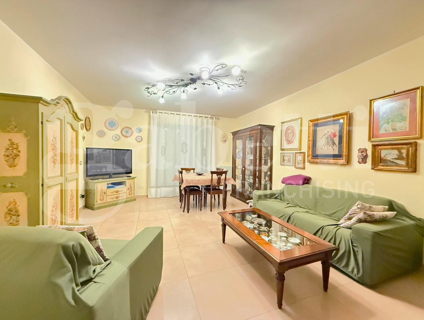 Quadrilocale in vendita a Imperia