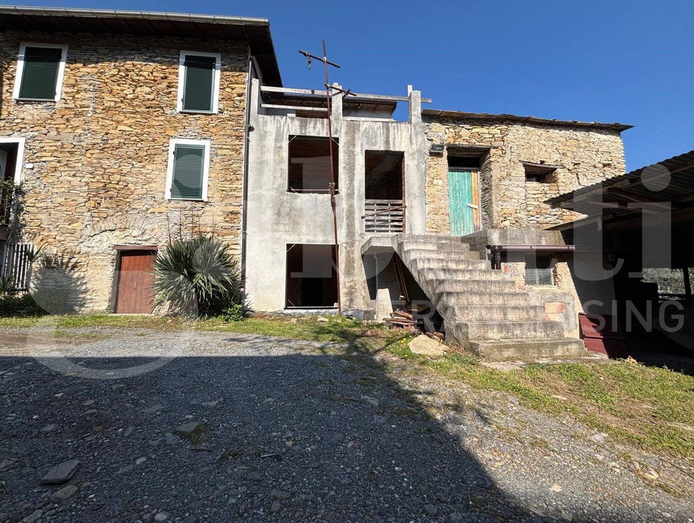 Trilocale in vendita a Dolcedo