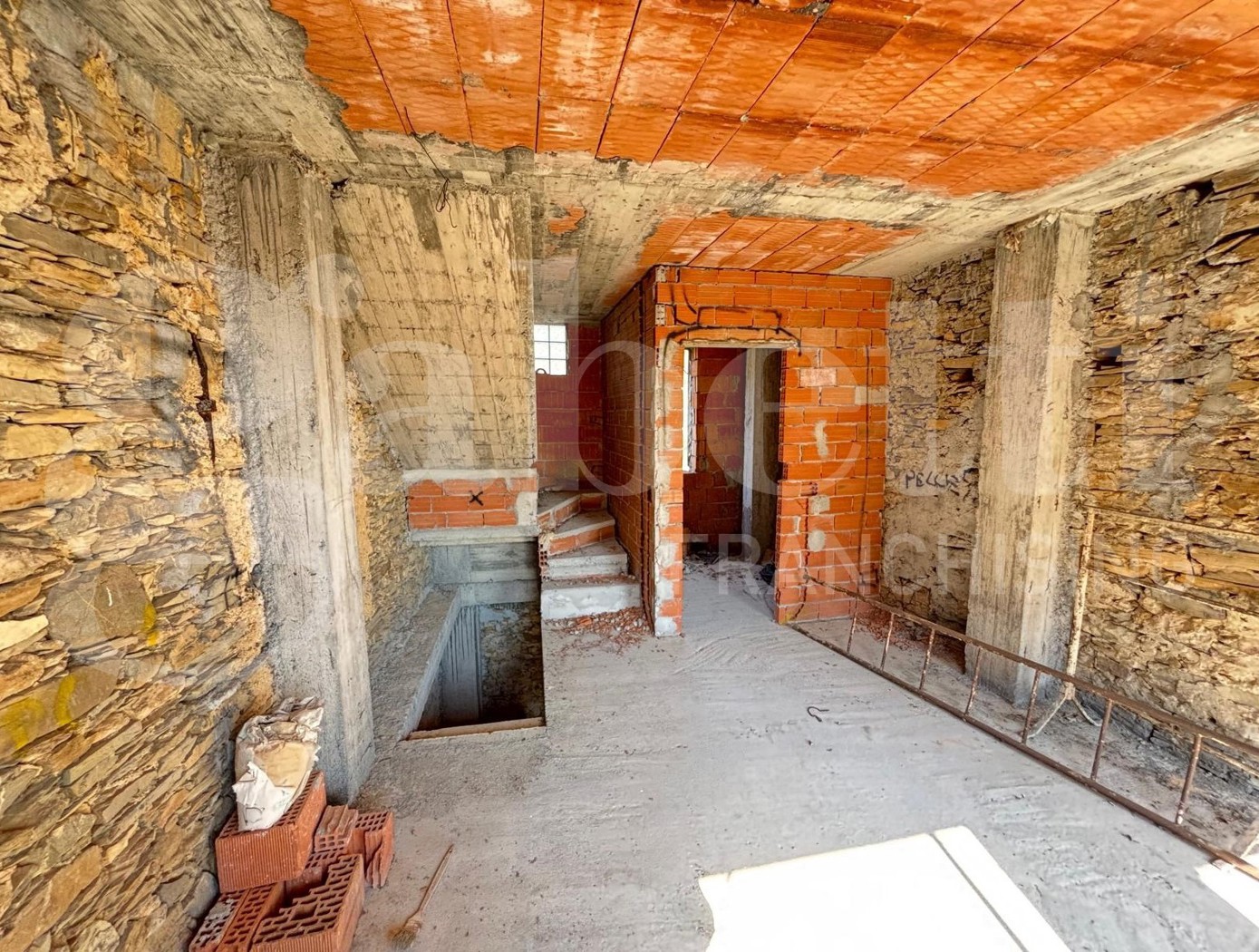 Trilocale in vendita a Dolcedo