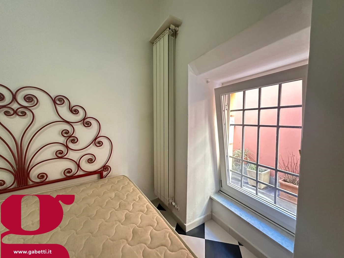 Bilocale in vendita a Imperia