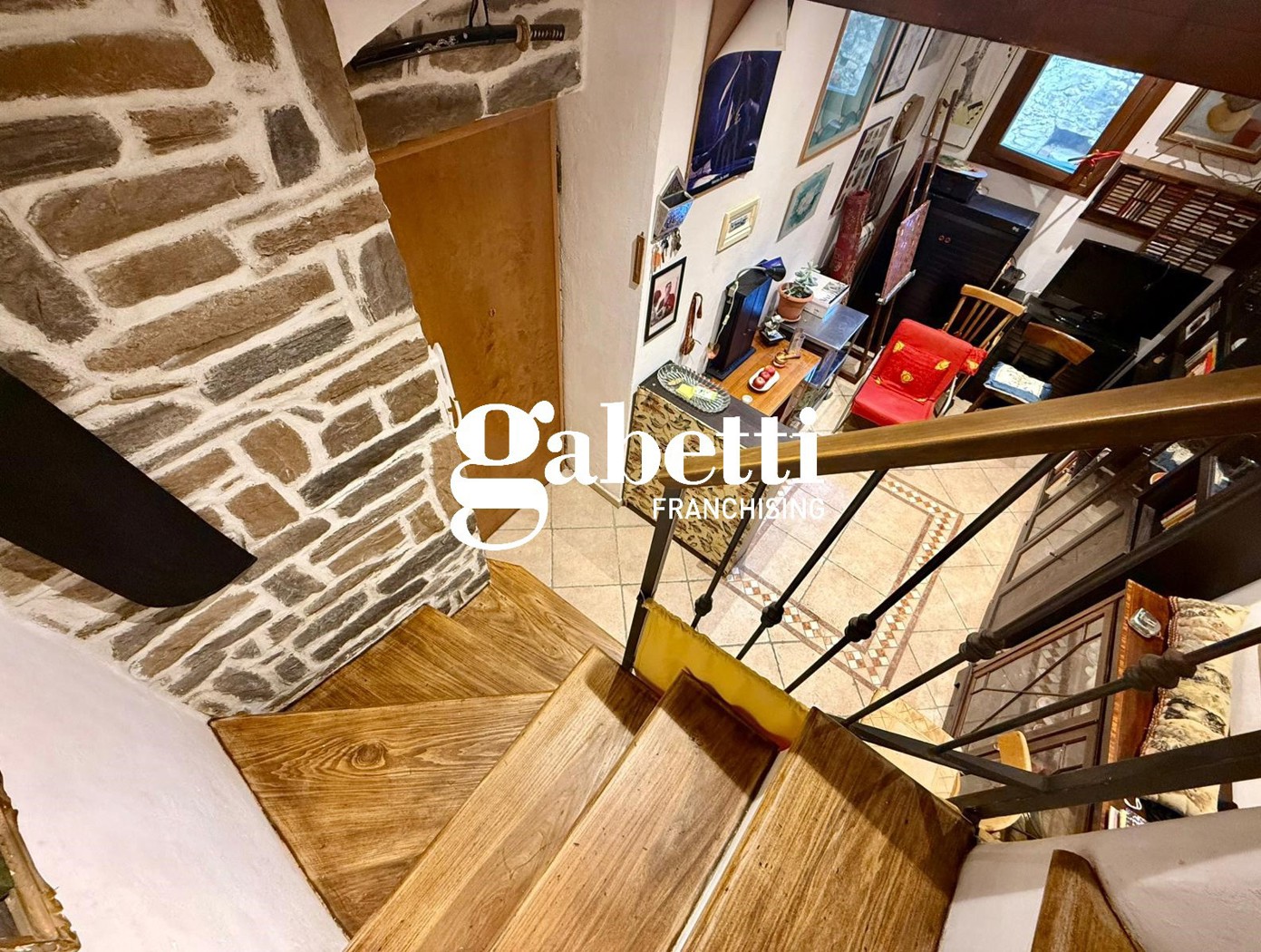 Quadrilocale ristrutturato a Imperia