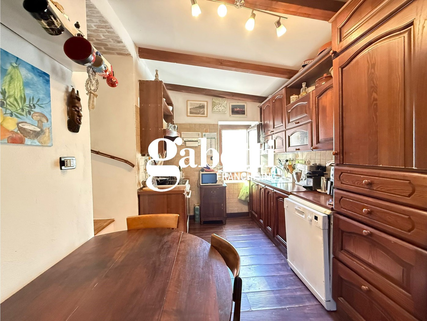 Quadrilocale ristrutturato a Imperia