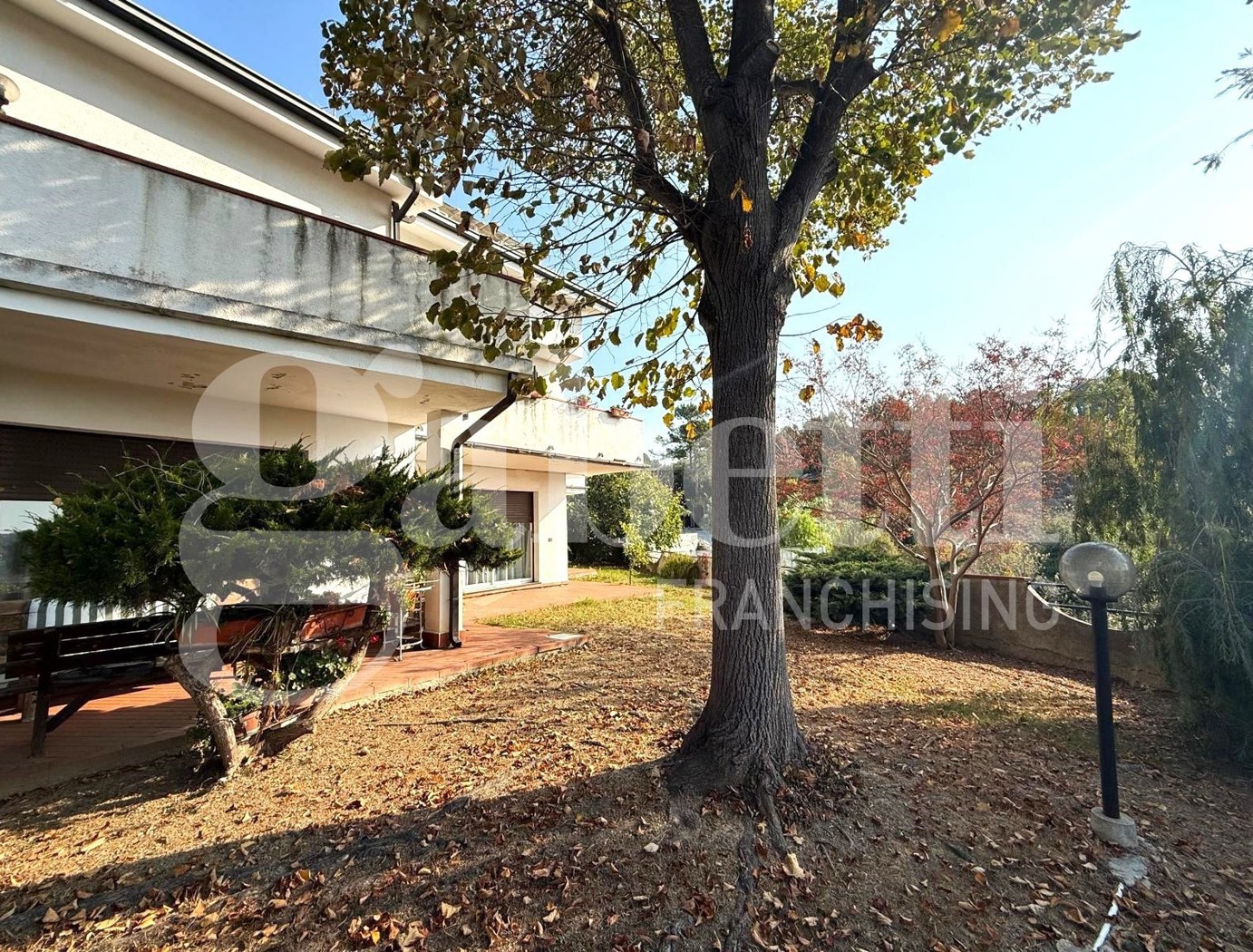 Villa Bifamiliare in vendita a Imperia