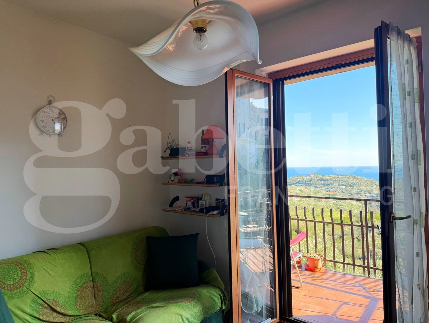 Bilocale vista mare a Civezza