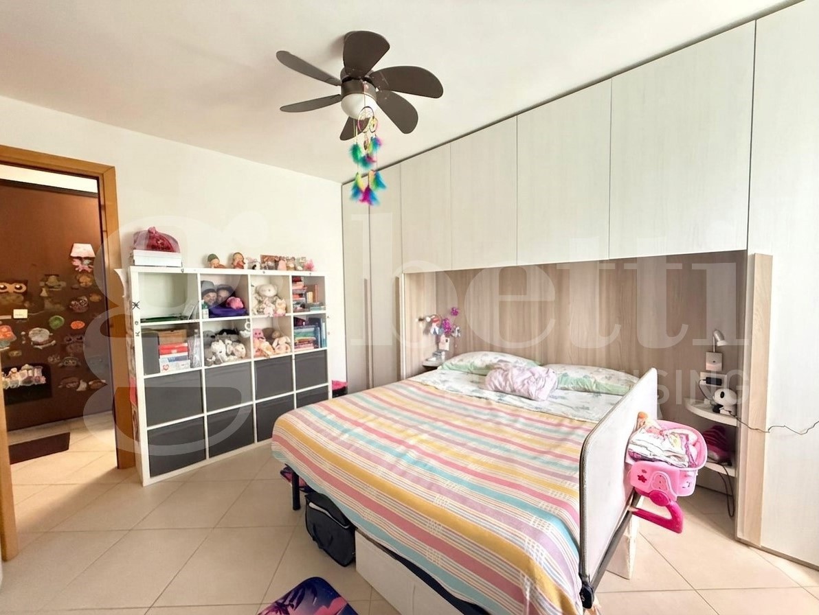 Casa indipendente con giardino a Imperia