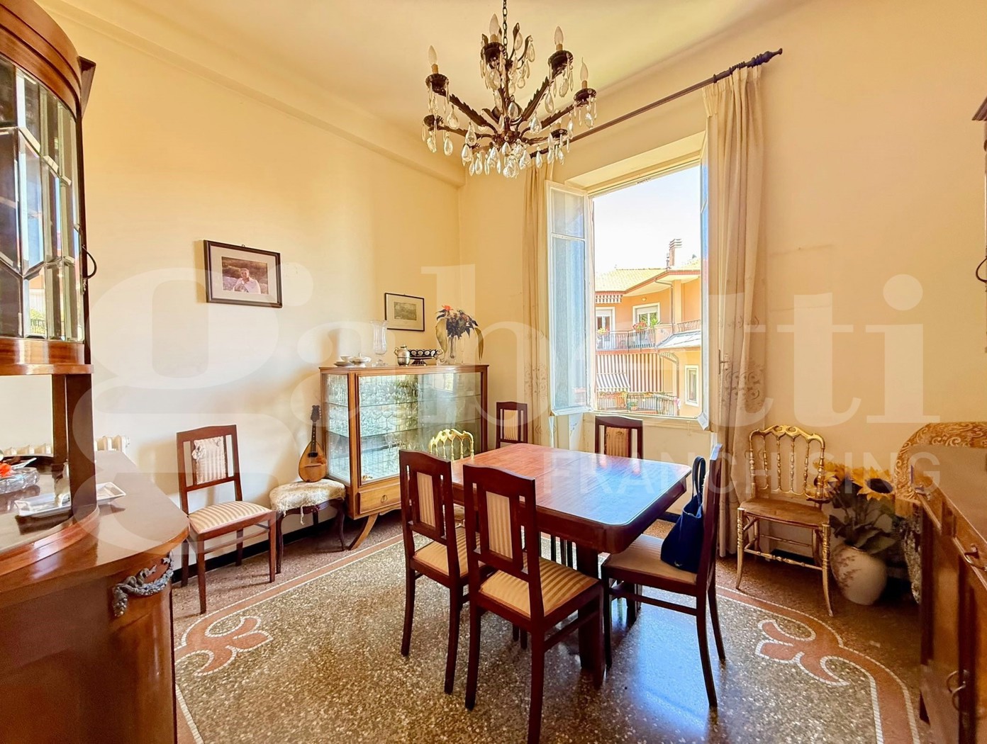 Appartamento da ristrutturare a Imperia