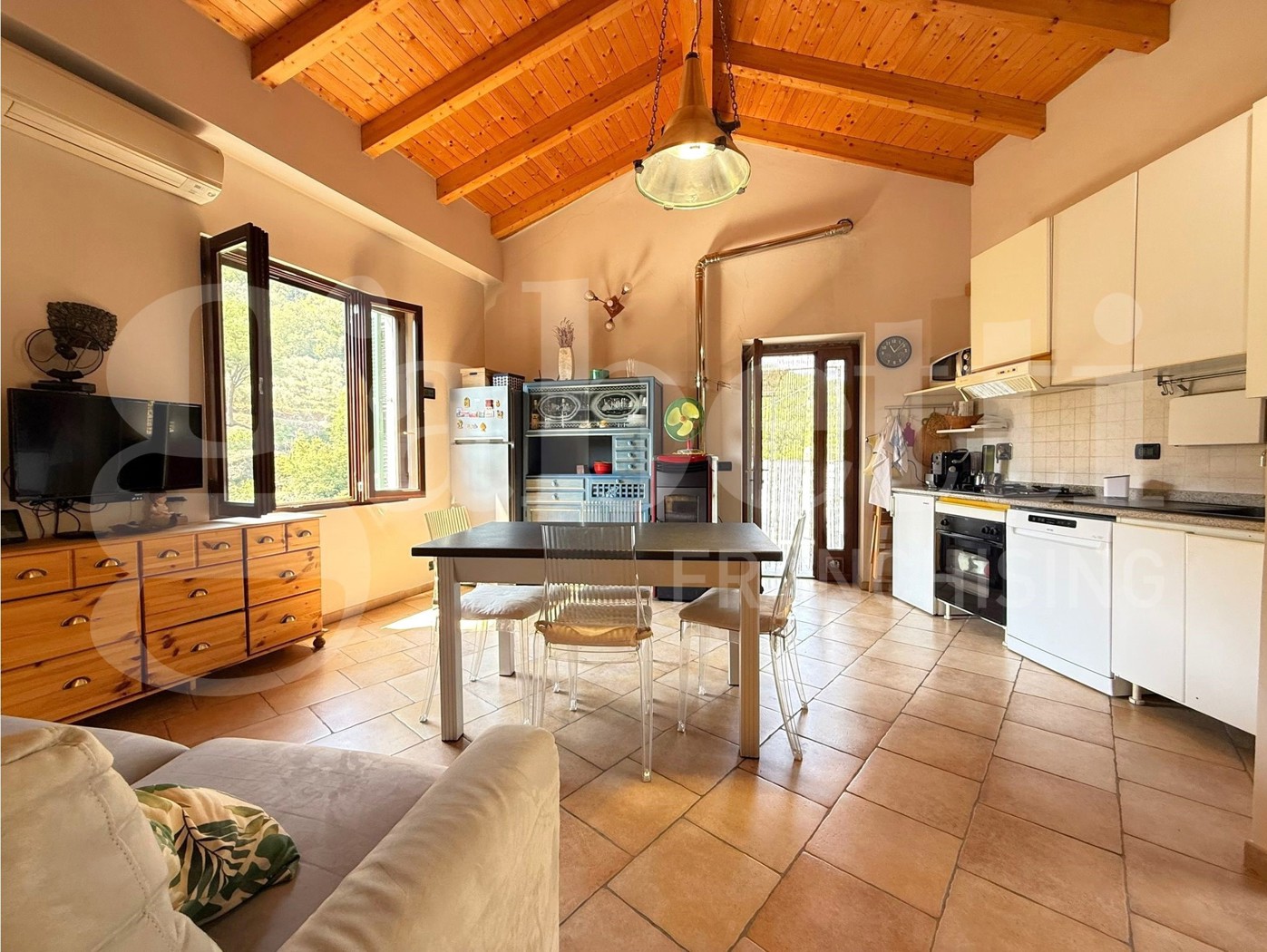 Casa indipendente in vendita a Borgomaro