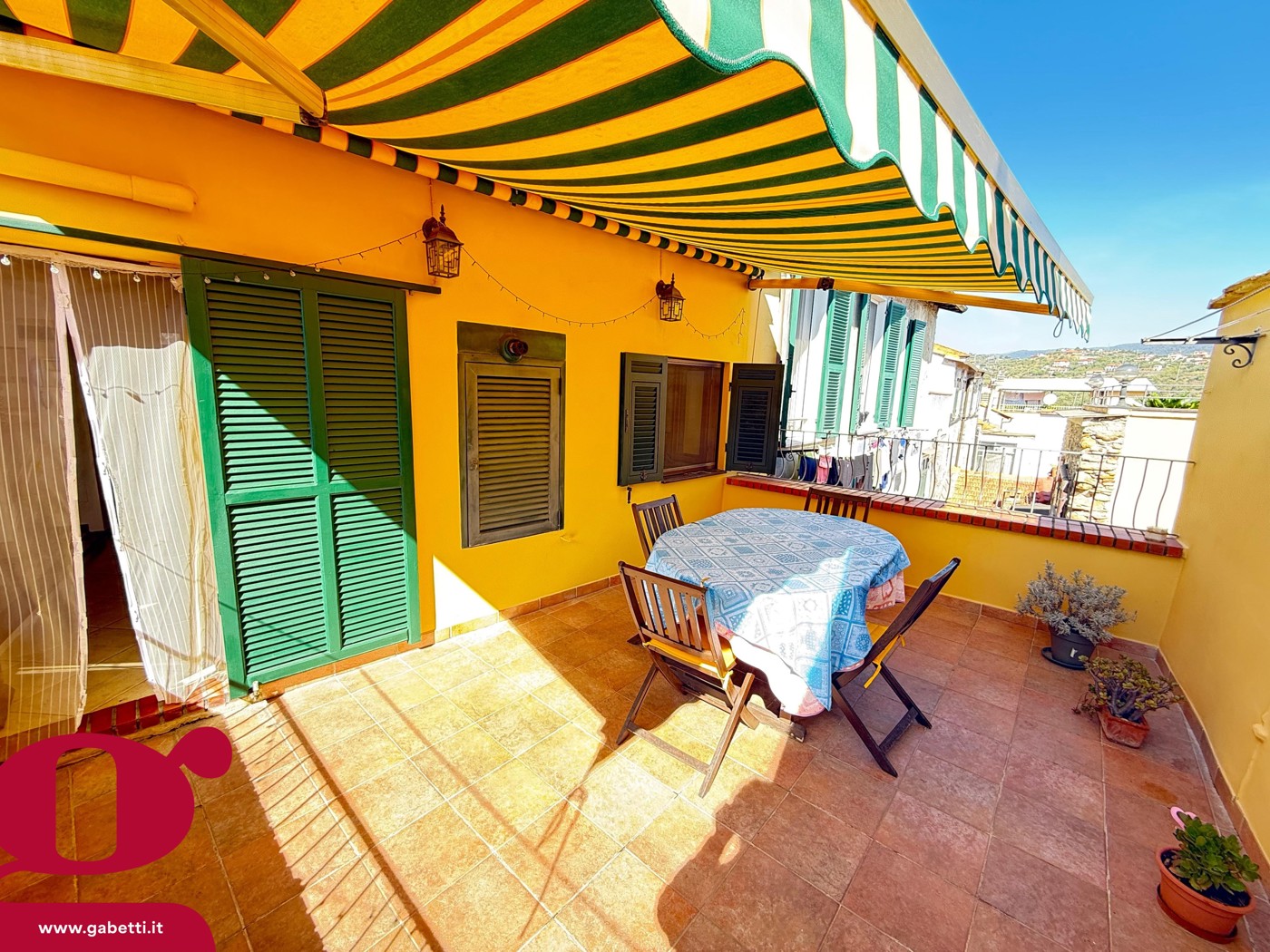 Casa indipendente in vendita a Imperia