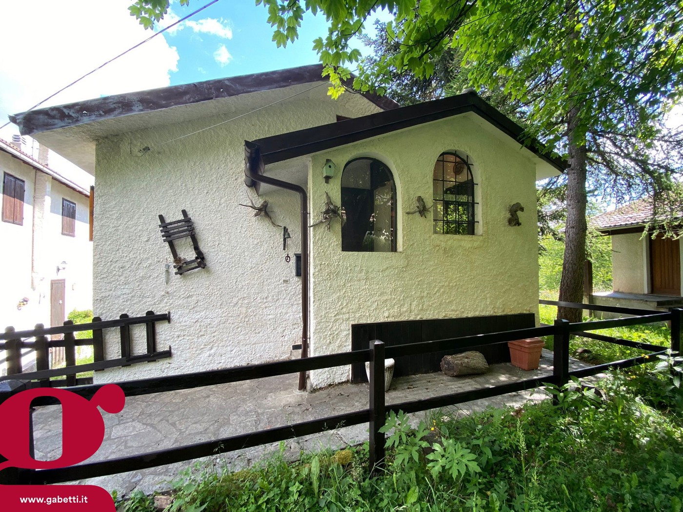 Casa indipendente in vendita a Mendatica