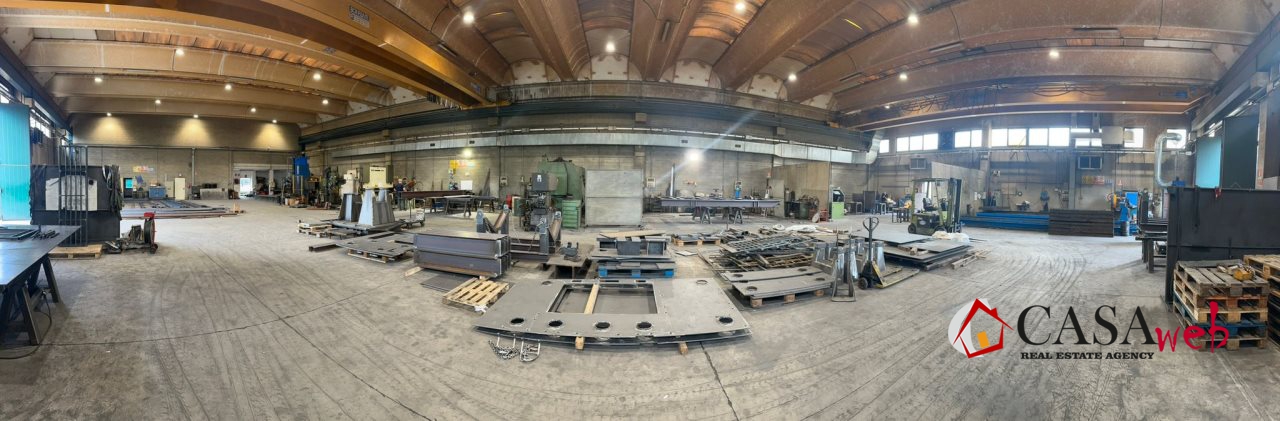 Capannone in vendita a Vaprio d'Adda