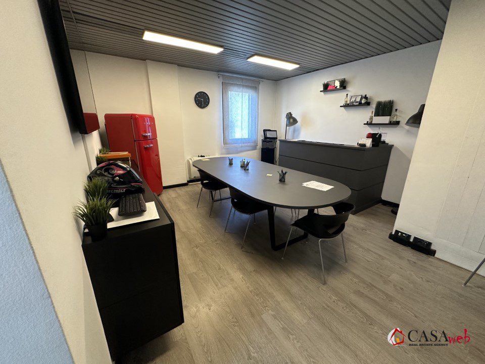 Ufficio in affitto a Trezzo sull'Adda