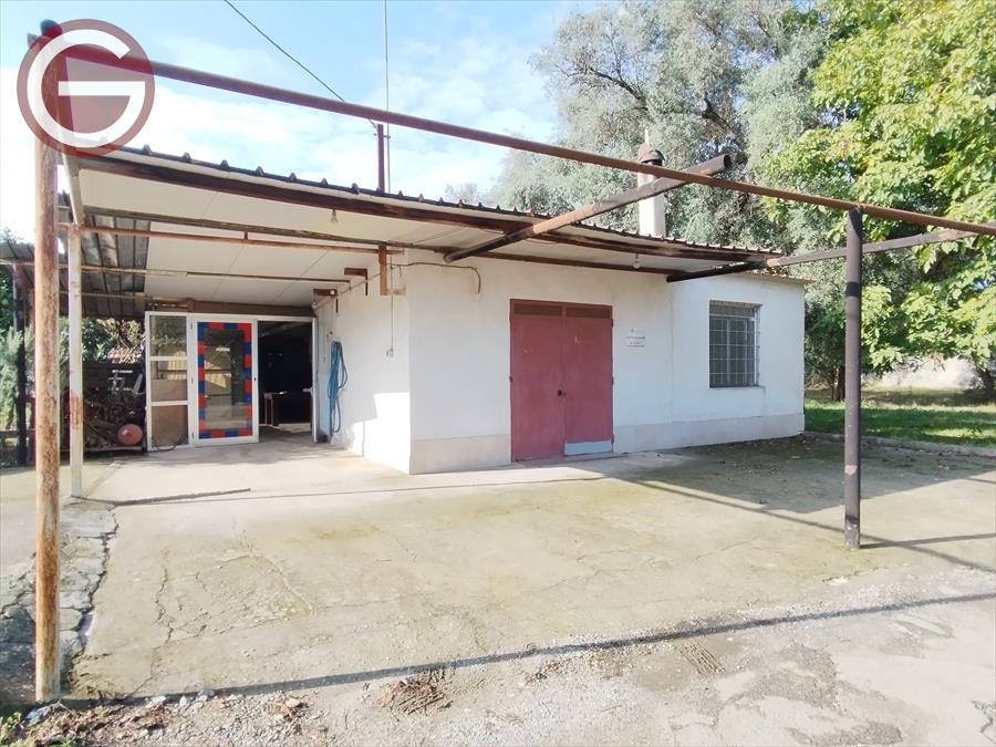 Casa indipendente con giardino in contrada casolare, Taurianova