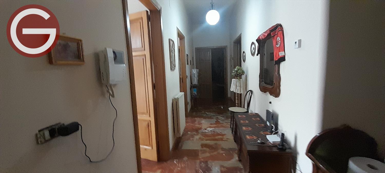 Quadrilocale in vendita in via cappuccini n 77, Taurianova